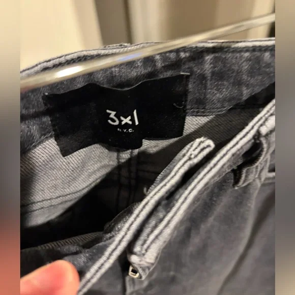 3x1 Empire Crop Gray Wash Women's Jean - super flattering - never been worn - Picture 4 of 6